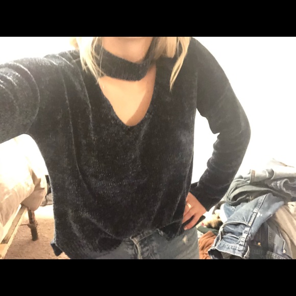 Crop chenille choker sweater - Picture 5 of 5